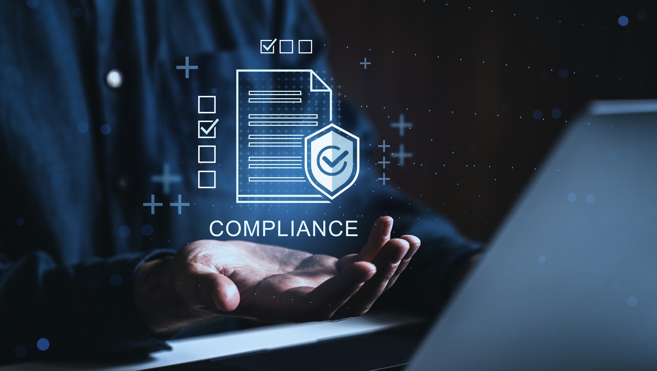 Interfaccia digitale di compliance e governance che visualizza controlli normativi automatizzati, monitoraggio continuo della compliance e supervisione operativa guidata dal software.